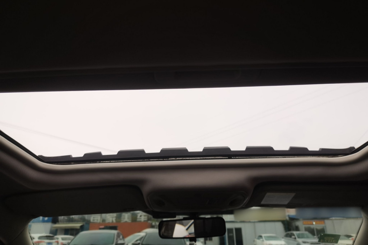 福特 福克斯 2012款 三厢 1.6L 自动风尚型中控内饰22