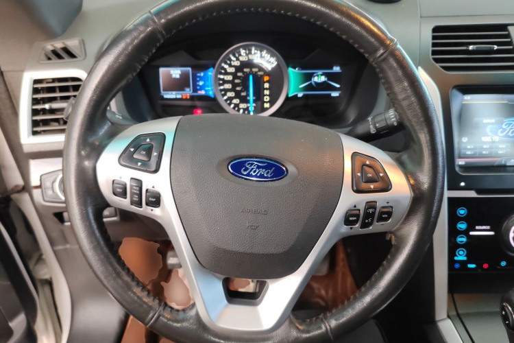 福特 探险者(进口) 2013款 3.5L 尊享型中控内饰13