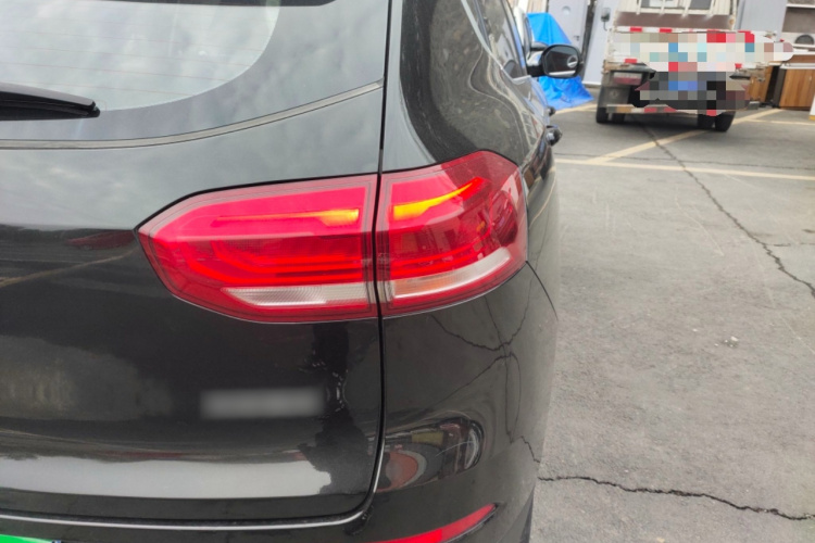 哈弗H6 2020款 1.5GDIT 自动铂金冠军版车身外观9