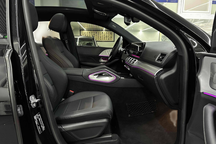 奔驰GLE轿跑 2020款 GLE 350 4MATIC 轿跑SUV 豪华型中控内饰7009