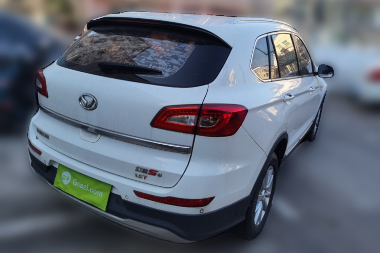 北汽幻速S6 2017款 1.5T CVT尊享型车身外观7