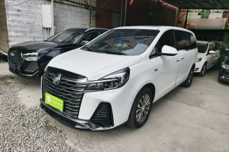 别克GL8 2023款 陆上公务舱 652T 豪华型