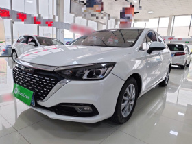 北京汽车 北京U5 2020款 1.5L 手动尊贵版 国VI