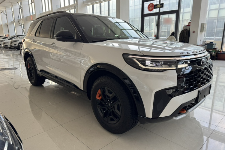福特 探险者 2023款 EcoBoost 285 昆仑巅峰版 6座车身外观6002