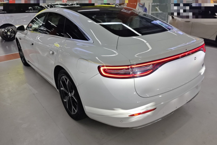 鸿蒙智行 智界S7 2024款 Max+ 后驱超航智驾版车身外观4