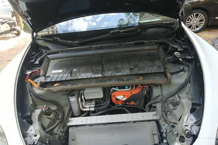 特斯拉 Model Y 2022款 改款 后轮驱动版局部细节24