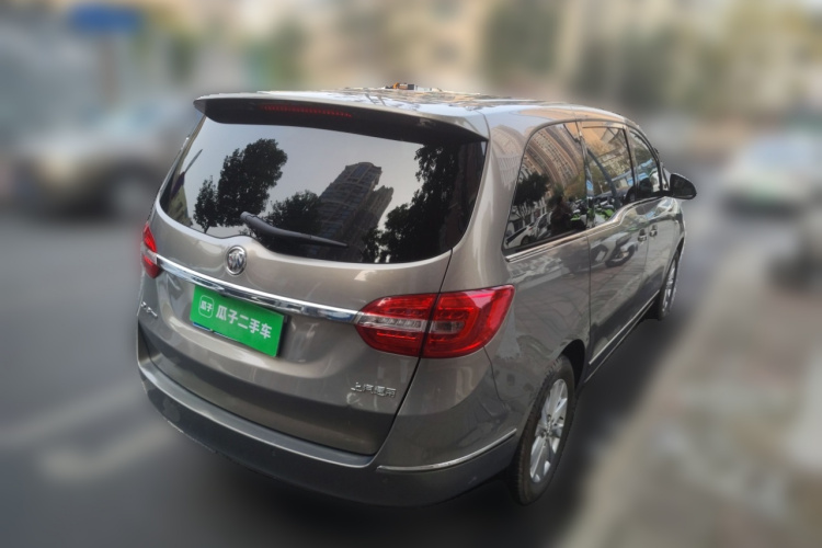 别克GL8 2017款 25S 豪华型 国V车身外观7