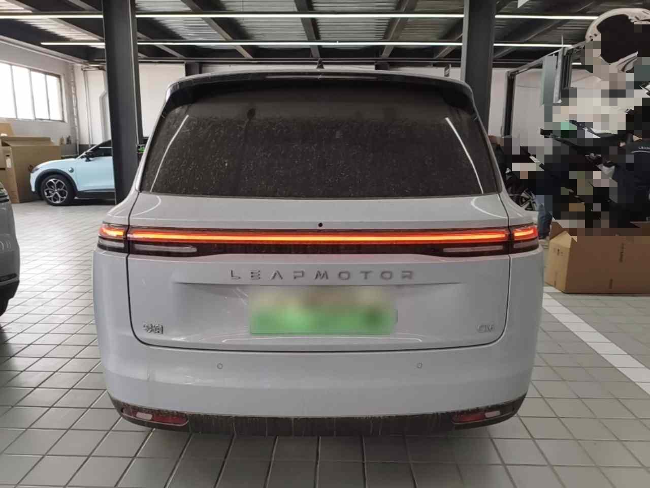 零跑汽车 零跑C16 2026款 增程 280激光雷达智尊版 6座(3)