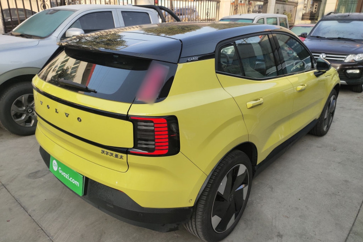 沃尔沃EX30 2025款 后驱长续航版 Ultra车身外观6005