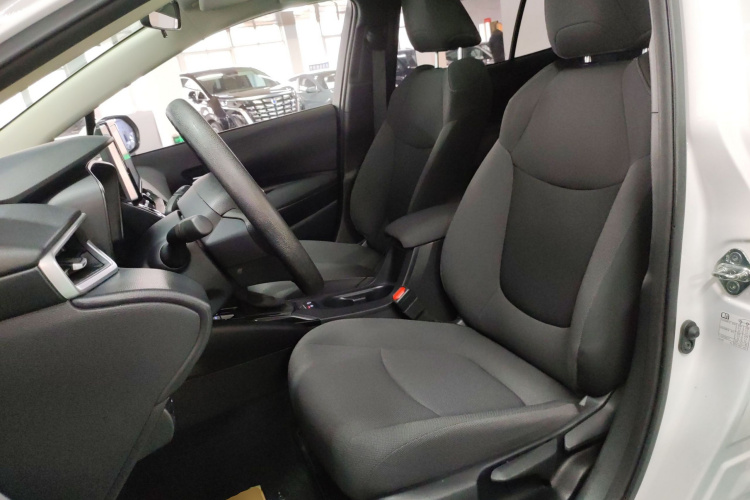 丰田 卡罗拉 2021款 1.2T S-CVT 精英版中控内饰19