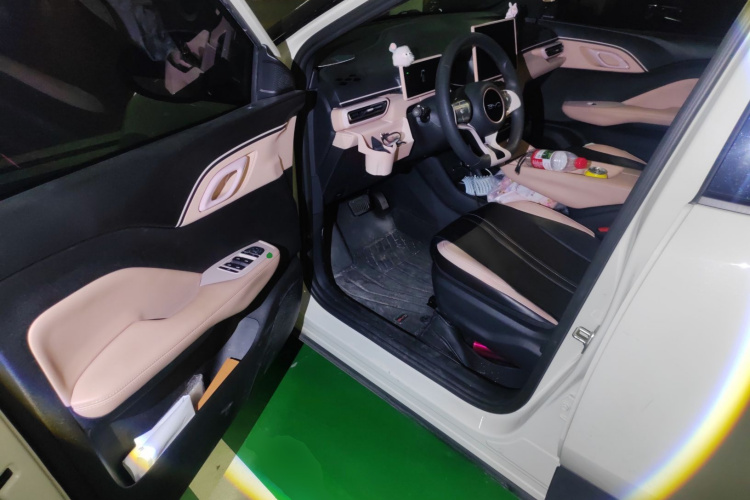 比亚迪 海鸥 2024款 荣耀版 305km 活力版中控内饰20