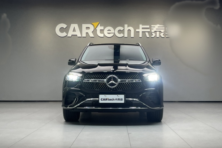 奔驰GLE 2024款 GLE 350 4MATIC 时尚型中控内饰7002