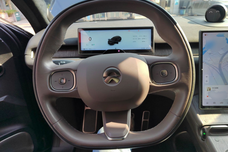 蔚来ES7 2022款 75kWh中控内饰13