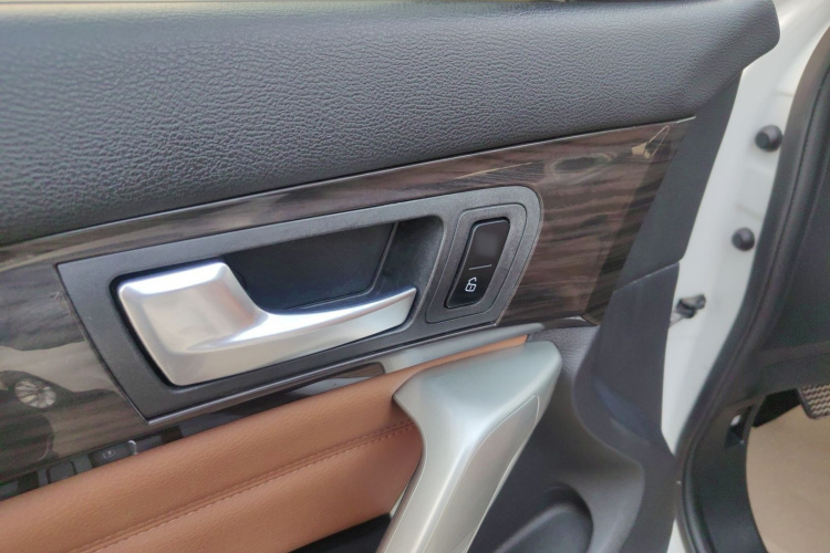 哈弗H2 2017款 红标 1.5T 手动两驱豪华型中控内饰7010