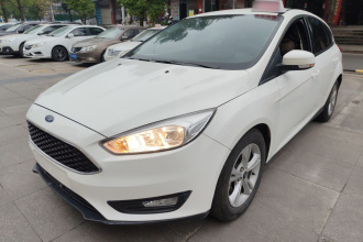 福特 福克斯 2017款 两厢 1.6L 自动舒适型智行版