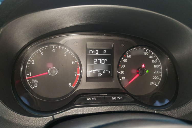 大众 Polo 2016款 1.4L 自动风尚型局部细节14