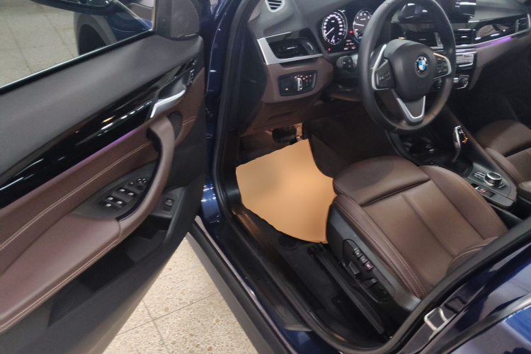 宝马X1 2020款 sDrive25Li 领先型中控内饰7003