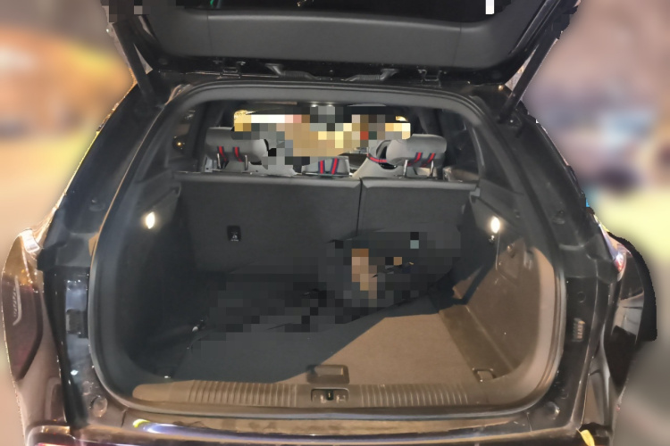 红旗天工08 2025款 565四驱先锋版中控内饰23