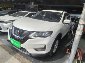 日产 奇骏 2017款 2.0L CVT舒适版 2WD