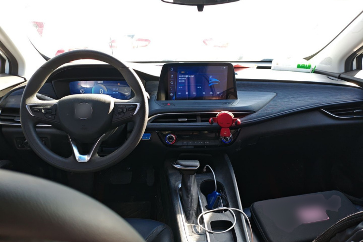 别克 微蓝6 2024款 450km 出行版中控内饰12