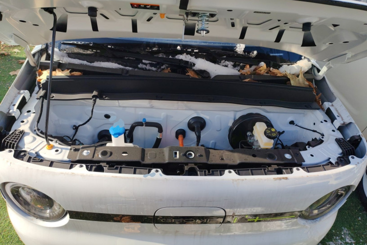 吉利银河 熊猫 2025款 210km 元气熊机舱底盘24