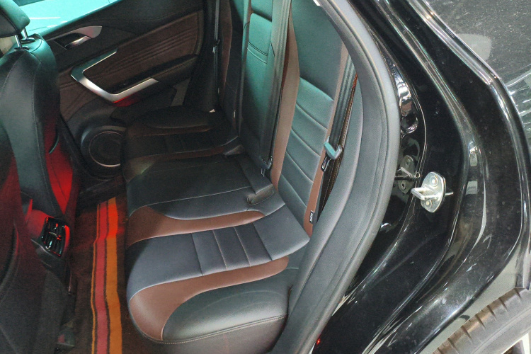 魏牌 VV5 2020款 1.5T 两驱智先锋中控内饰7004