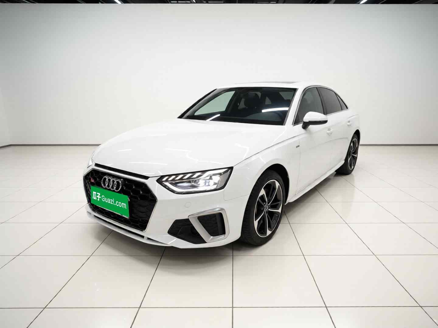 奥迪A4L 2024款 40 TFSI 时尚动感型(2)
