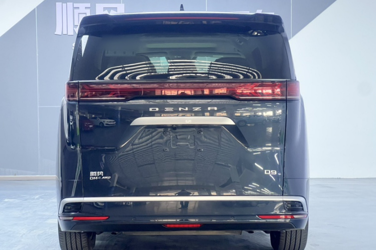 腾势D9 2022款 DM-i 970 四驱旗舰型车身外观6005