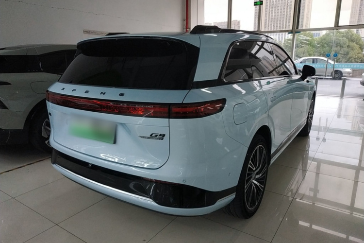 小鹏G9 2022款 650 性能版Pro车身外观7
