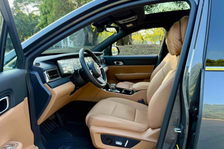 理想汽车 理想ONE 2021款 增程6座版中控内饰7009