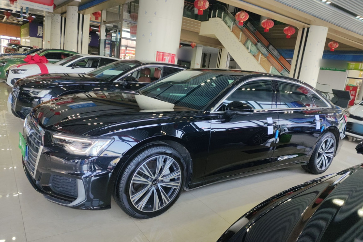 奥迪A6L 2021款 45 TFSI 臻选动感型车身外观4