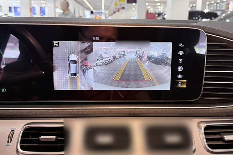 奔驰GLE轿跑 2020款 GLE 350 4MATIC 轿跑SUV 豪华型中控内饰7010