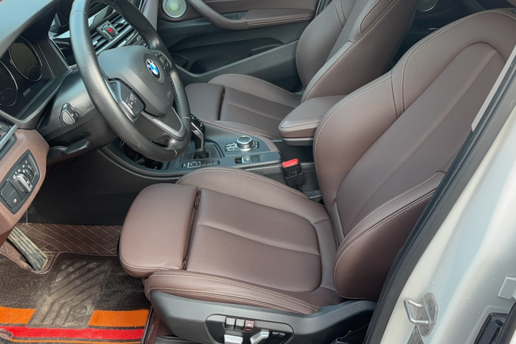 宝马X1 2022款 sDrive20Li 时尚型局部细节19