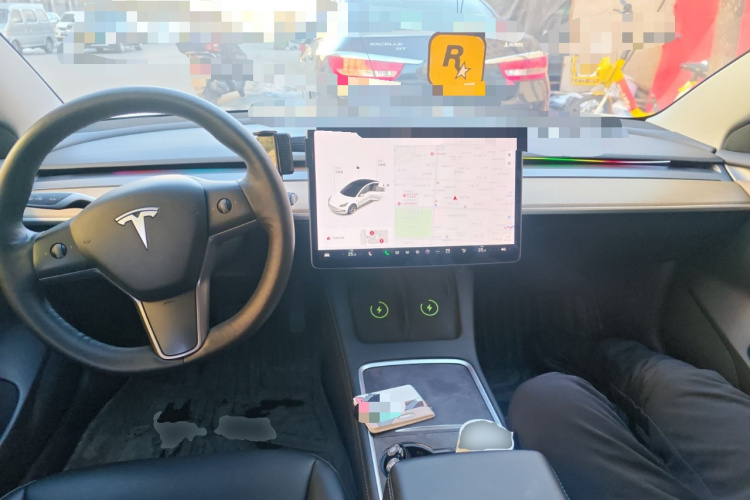 特斯拉 Model 3 2021款 标准续航后驱升级版中控内饰12