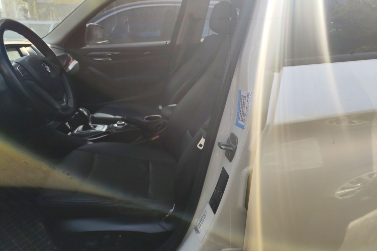 宝马X1 2015款 sDrive18i 时尚晋级版中控内饰19