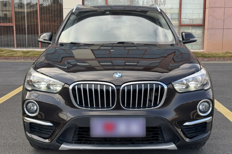 宝马X1 2018款 sDrive18Li 时尚型车身外观6006
