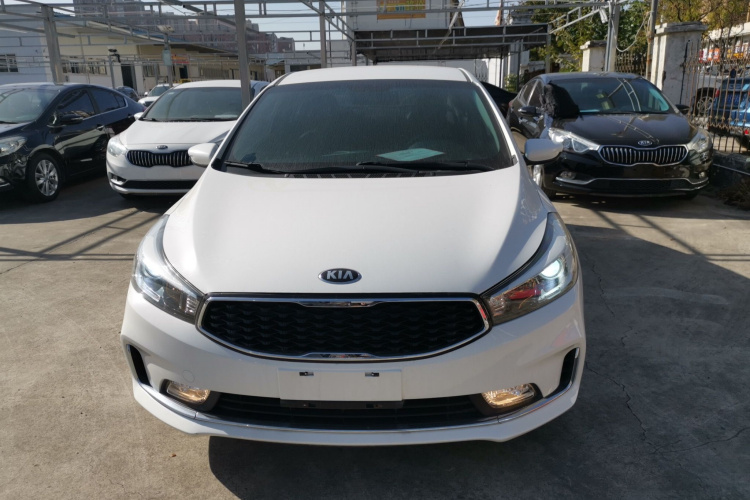 起亚K3 2016款 1.6L 手动GL车身外观2