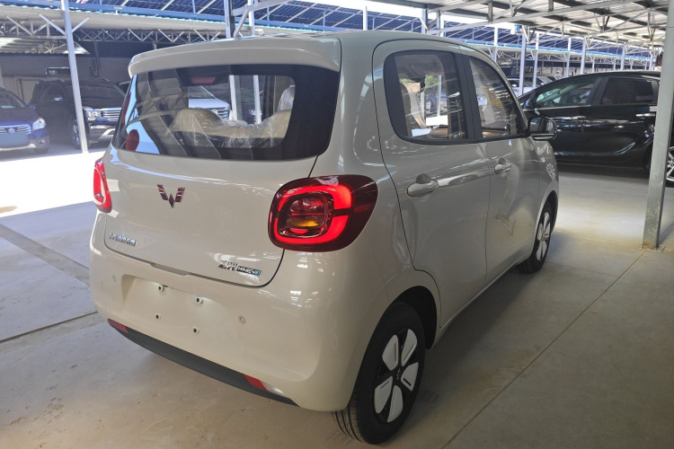 五菱汽车 宏光MINIEV 2025款 四门版 进阶款车身外观7