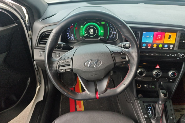 现代 领动 2019款 1.4T 双离合炫动·活力型中控内饰13