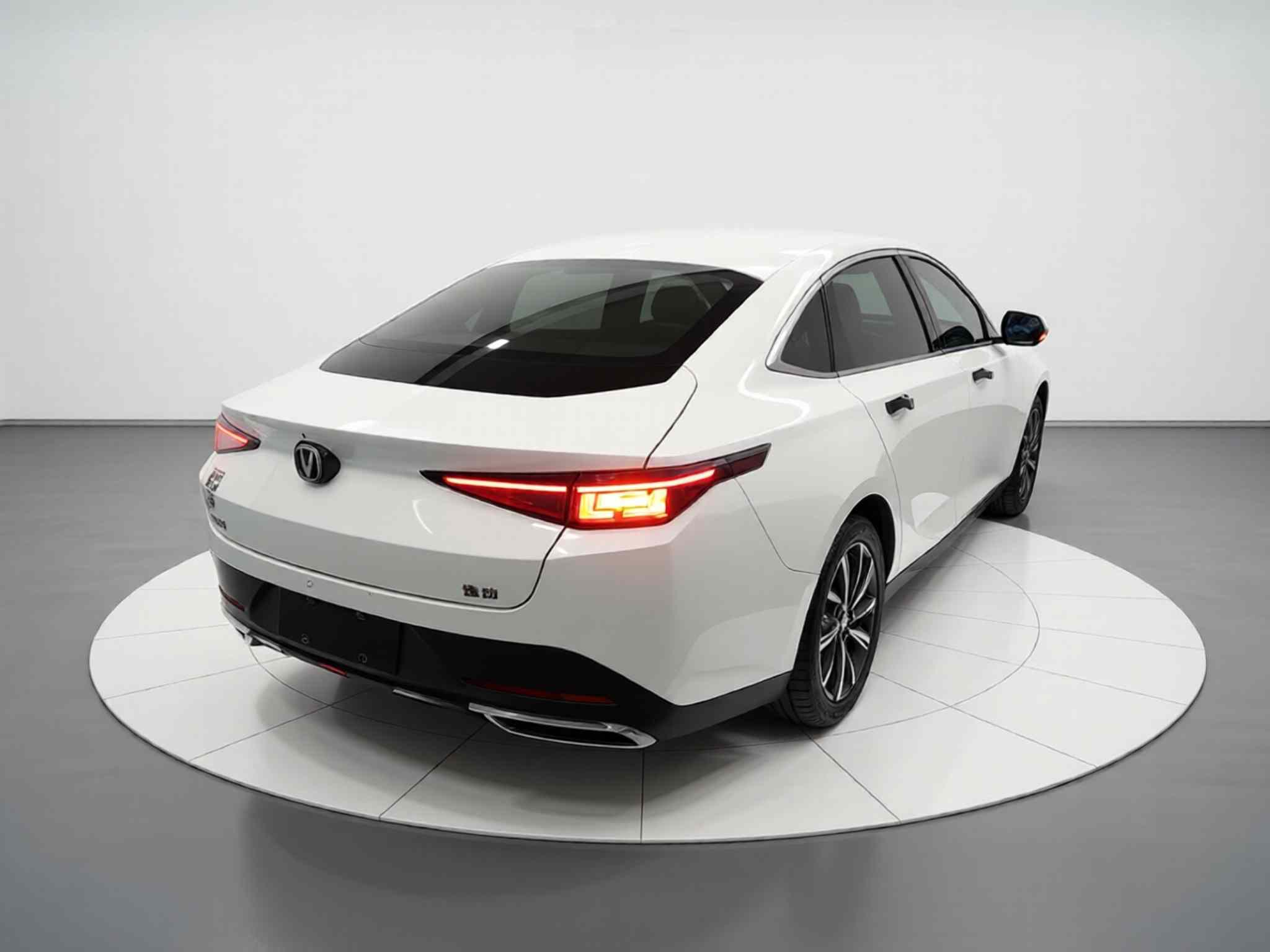 长安 逸动 2024款 1.5T GDI自动 尊贵型(5)