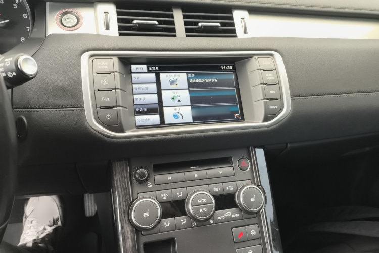 路虎 揽胜极光(进口) 2015款 2.0T 5门耀享版局部细节16