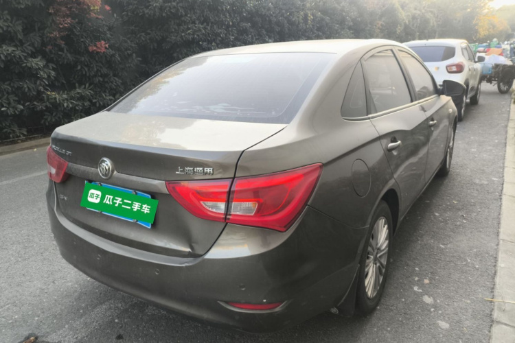 别克 英朗 2015款 15N 自动精英型车身外观7