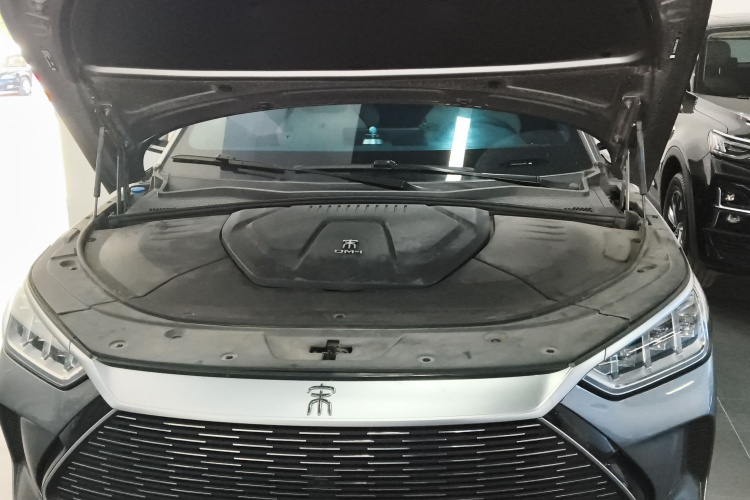 比亚迪 宋PLUS新能源 2021款 DM-i 51KM 尊荣型机舱底盘24