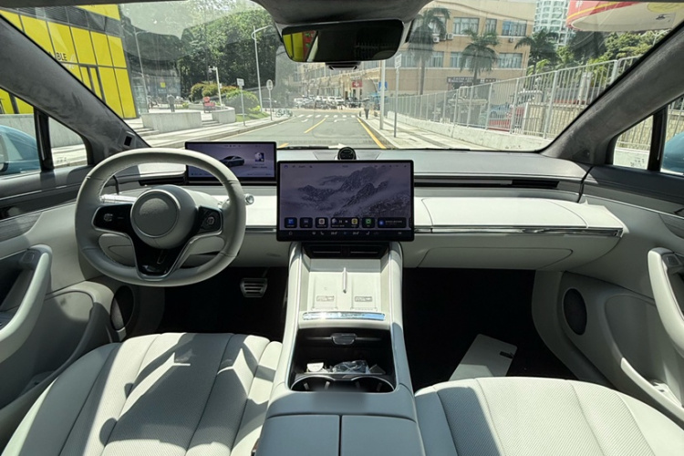 鸿蒙智行 智界S7 2025款 855km Max中控内饰7004