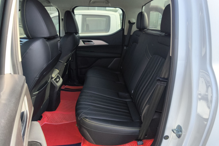 长城 金刚炮 2023款 2.0T自动汽油两驱精英型平箱GW4C20C中控内饰7004