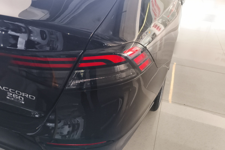 本田 雅阁 2024款 260TURBO 豪华版车身外观6006