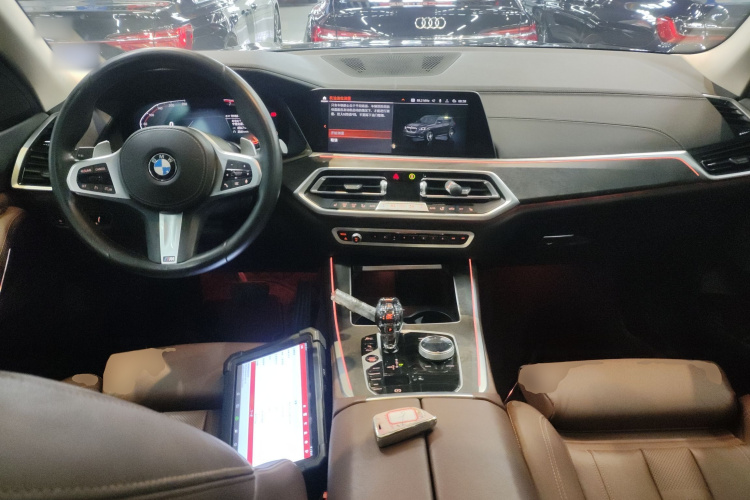 宝马X5(进口) 2022款 xDrive30i M运动套装中控内饰12