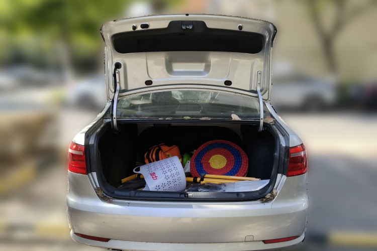 大众 朗逸 2013款 改款经典 1.6L 自动风尚版中控内饰23