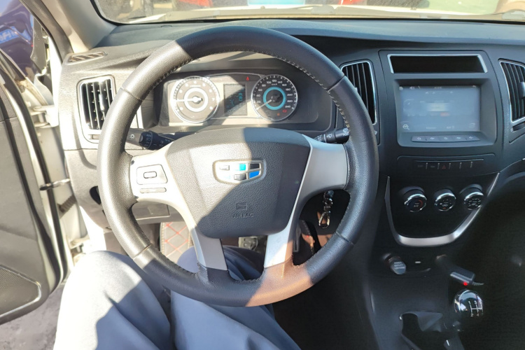 吉利汽车 远景 2015款 1.5L 手动精英型中控内饰13