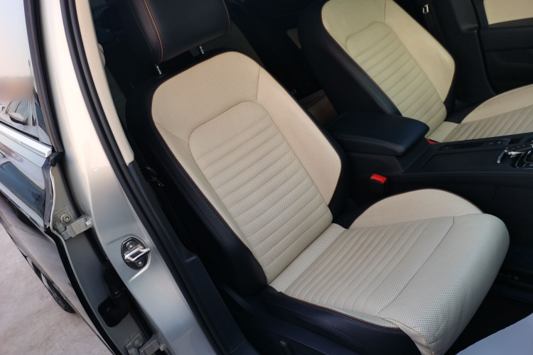 大众 迈腾 2017款 380TSI DSG 旗舰型局部细节41